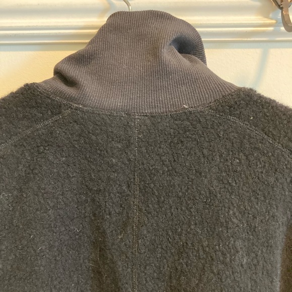 Lululemon Stand Out Sherpa 1/4 Pullover - Picture 10 of 10